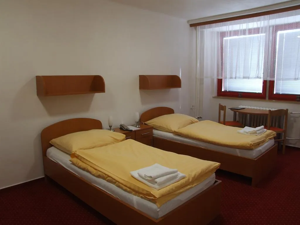 ***  Hotel Garni Vsb Ostrava República Checa